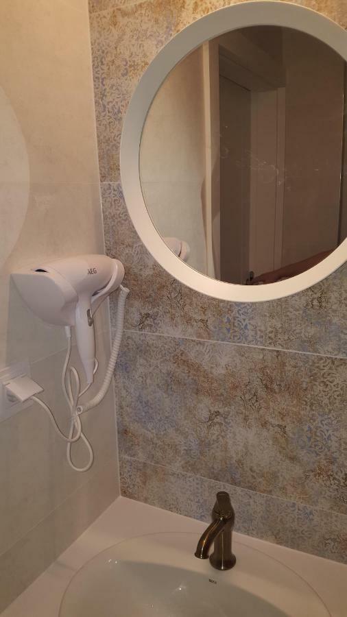 Apartamenty Hexus - Ofiar Oswiecimskich - Wroclaw Centrum Rynek Dış mekan fotoğraf