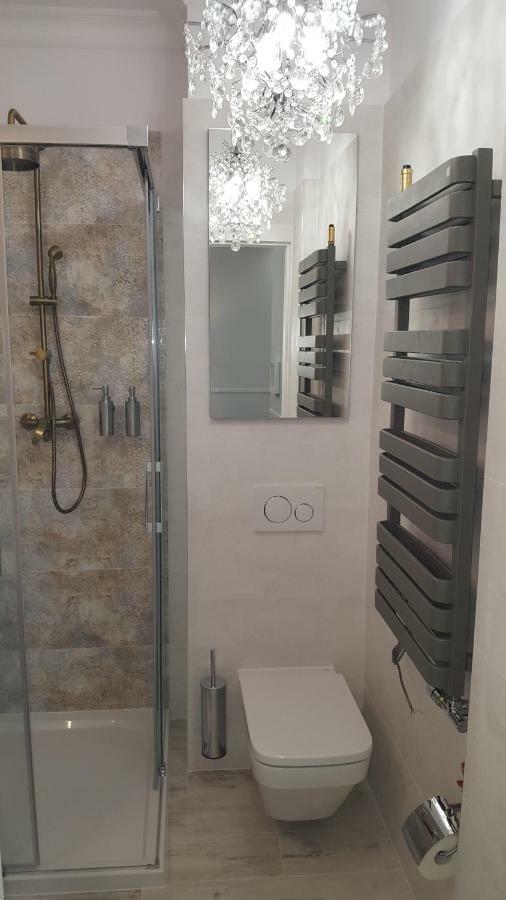 Apartamenty Hexus - Ofiar Oswiecimskich - Wroclaw Centrum Rynek Dış mekan fotoğraf